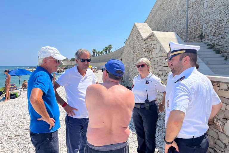 Controlli in spiaggia