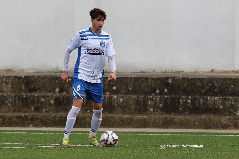Francesco Stella dell'Unione Calcio Bisceglie. <span>Foto Emmanuele Mastrodonato</span>