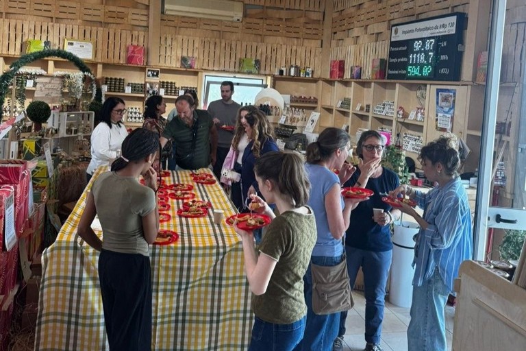 Studenti francesi Erasmus+ in visita a Mastrototaro Food