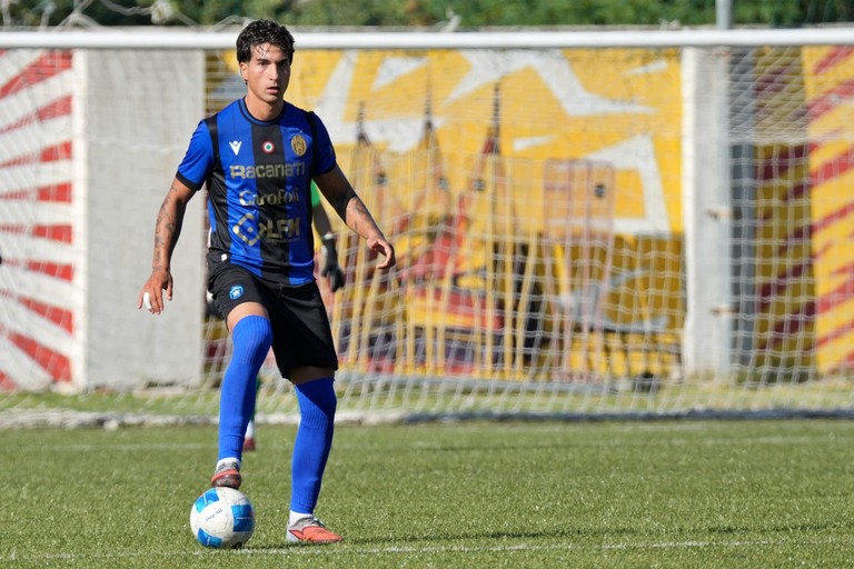 Claudio Tangorre, Bisceglie Calcio. <span>Foto Emmanuele Mastrodonato</span>
