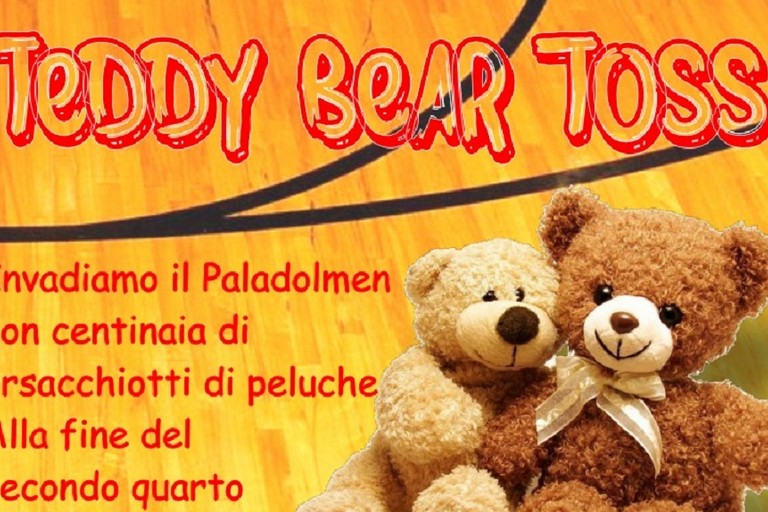 Teddy Bear Toss al PalaDolmen