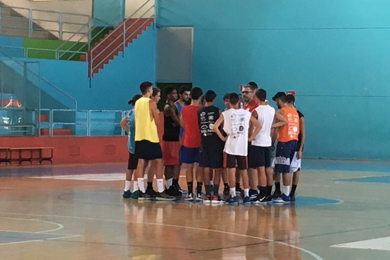 Primo allenamento per il gruppo Under 18 Lions. <span>Foto Luca Ferrante</span>