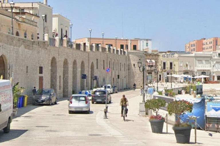Via Nazario Sauro
