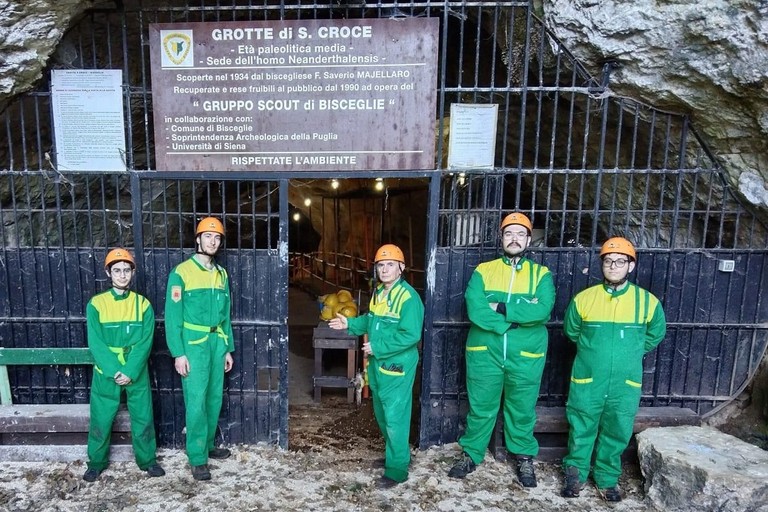 Gruppo Scout Bisceglie alle Grotte di Santa Croce
