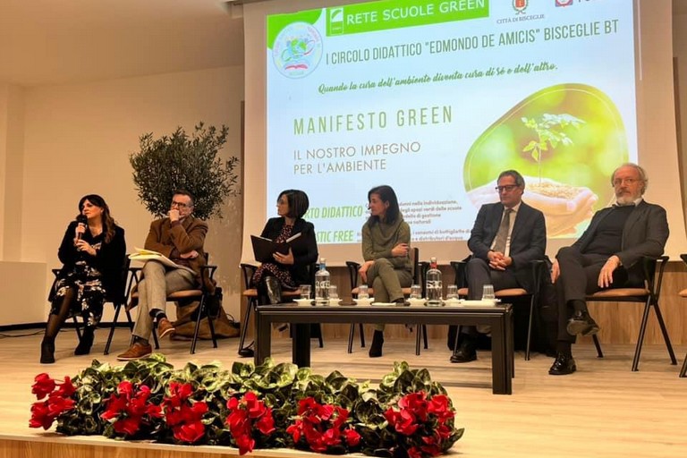 Al primo Circolo De Amicis presentato il Manifesto Green, per costruire una società sostenibile