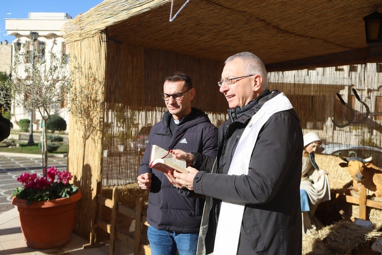 Innaugurato il presepe sul sagrato del tempio di San Giuseppe