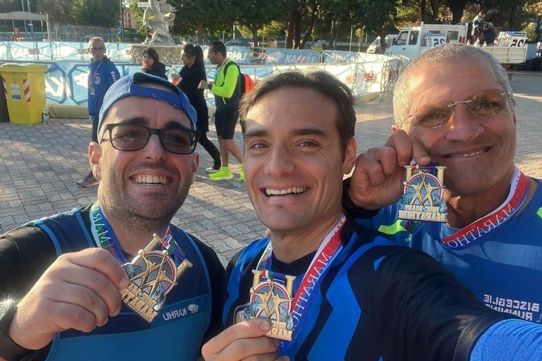 Bisceglie Running protagonista alla Due Mari Marathon di Taranto